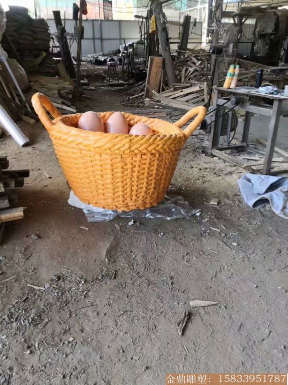 不锈钢鸡蛋篮子雕塑5